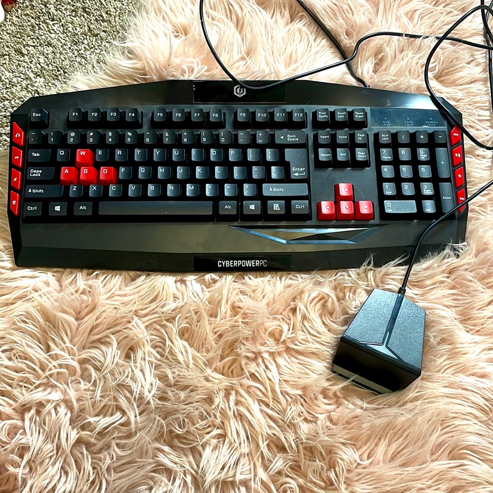 Gaming Keyboard - Picture 2 of 2